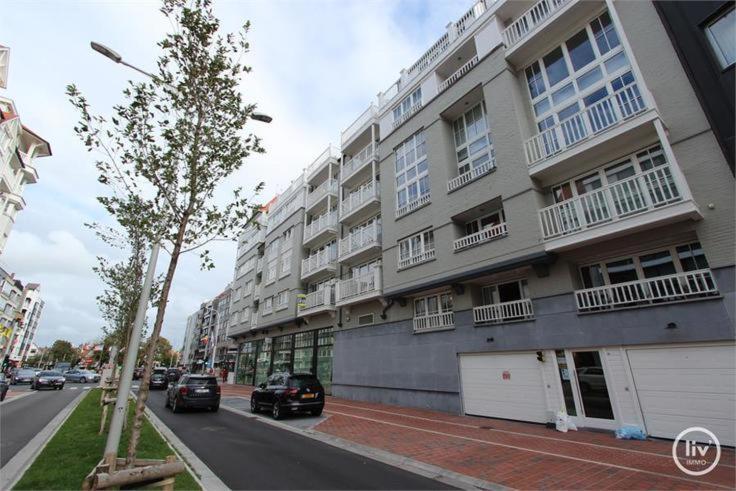 Appartement Spacieux A Knokke Exterior foto